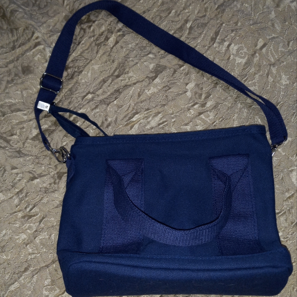 Navy Zipper Tote